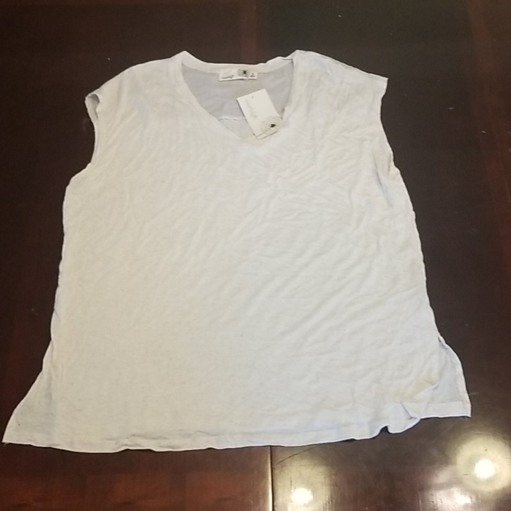 Everleigh oversized top NWT. Size M